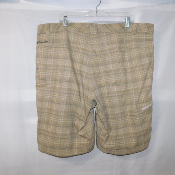 Columbia Omni-Wick Advanced Evaporation Mens 42W Plaid Shorts Tan Gray - Picture 7 of 11